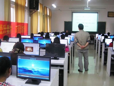 練車時什么態(tài)度，考試時什么運氣！